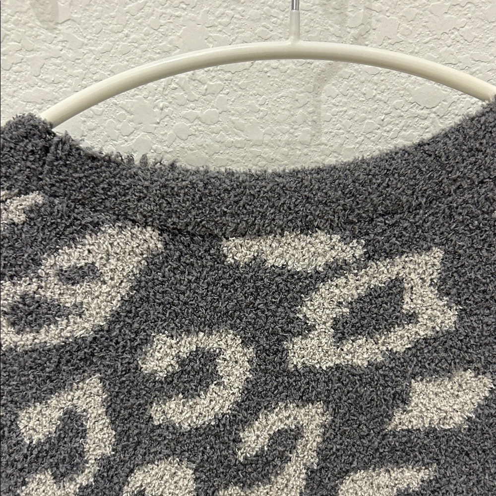 Gray Leopard Print Robe with Belt - Picture 6 of 9